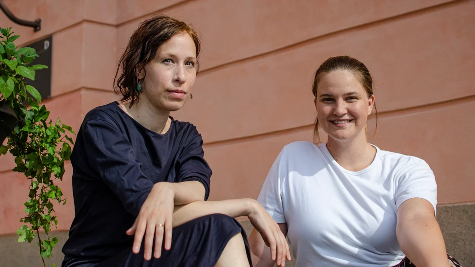 Siri Karlsson och Lisa Mattola i Kreativa Feminister hoppas att kunna bredda Uppsalas kulturliv. 
