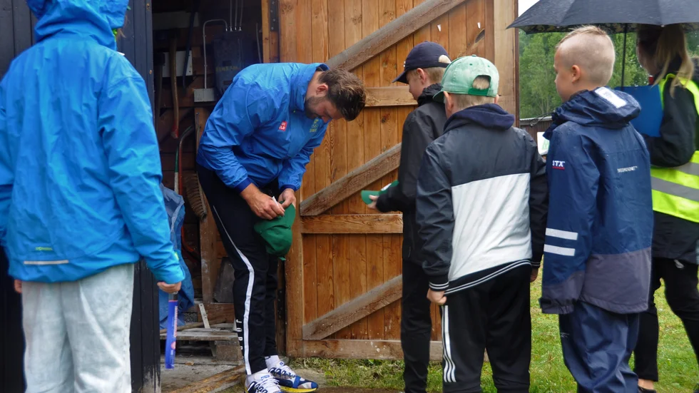 Simon Petterssons autograf var hett eftertraktad bland både små och stora.