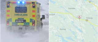 Tankbil med tillsatsmedel har kört av vägen
