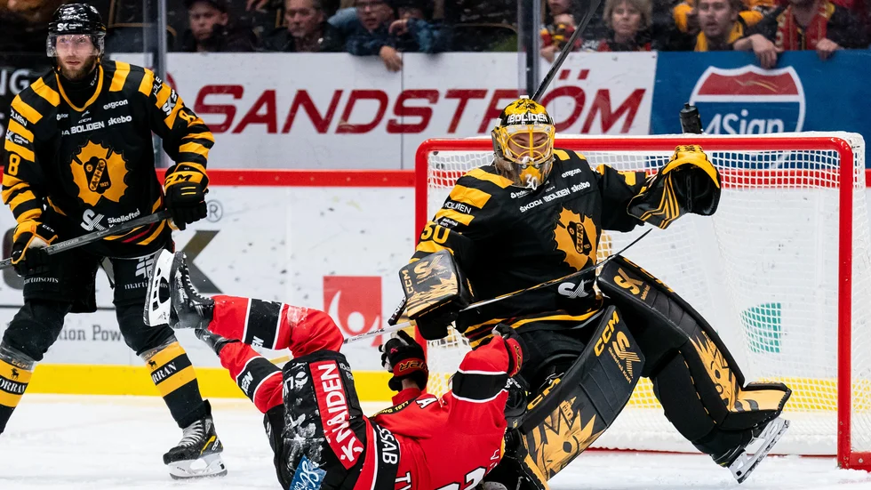 Gustaf Lindvall hade en väldigt bra match mellan stolparna.