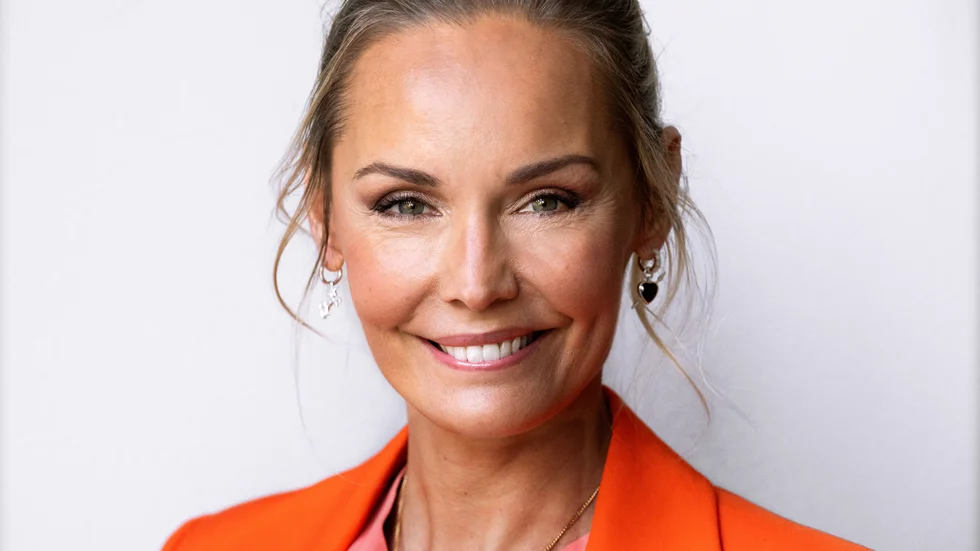 Carina Berg kommer att vara programledare för årets Melodifestivalen, uppger SVT. Det innebär att hon kommer till Eskilstuna för att hålla i den fjärde deltävlingen den 24 februari.