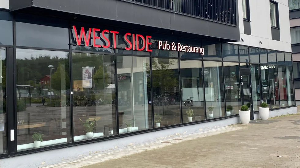 I den här lokalen på torget i Bäcklösa har Westside flyttat in. 
