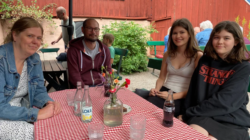 Från vänster: Nina Rosenqvist, Lars Anderson, Kimi Rosenqvist och Siri Rosenqvist. Nina Rosenqvist är ursprungligen från Strängnäs men bor nu med sin familj i Malmö.