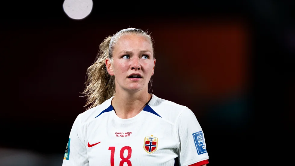 Norge med LFC-profilen Frida Leonhardsen Manum fortsätter att ha det mycket tufft i VM. Återigen noll mål från Norge innebär att läget är prekärt inför gruppspelsavslutningen.