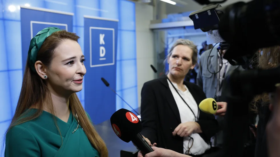 Högerdebattören Alice Teodorescu står numera övers på KD:s lista i EU-parlamentsvalet. 