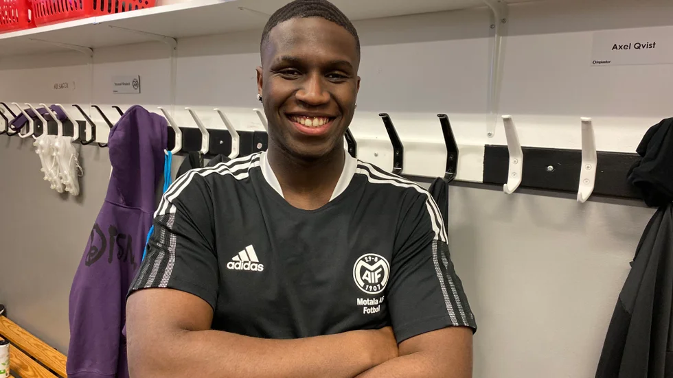 Edrisa Bojang, nye målvakten, debuterar för Motala AIF i träningsderbyt mot Åtvidabergs FF på lördagen. Matchen sänds på MVT.se.
