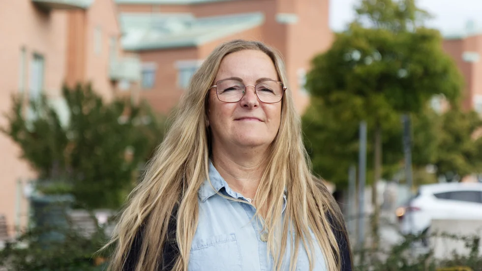 Annikki Björnlund, huvudskyddsombud för Kommunal. "Kommunal undrar vad som hände med målsättningen om god vård och omsorg för våra äldre och är politikerna redo för konsekvenserna av sina åtgärder för budget i balans?"