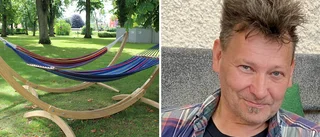 Trots stölder och vandalisering – Vadstena har hängmattor igen