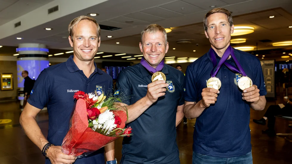 Hopplandslagets Henrik Ankarcrona, Jens Fredricson och Henrik von Eckerman efter framgångarna i ryttar-VM i Danmark. Arkivbild.