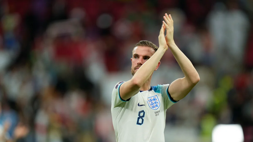 Jordan Henderson, här i den engelska landslagströjan, lämnar Liverpool för saudiska al-Ettifaq. Arkivbild.