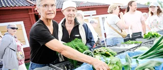 Traditionella skördemarknaden lockade många besökare 