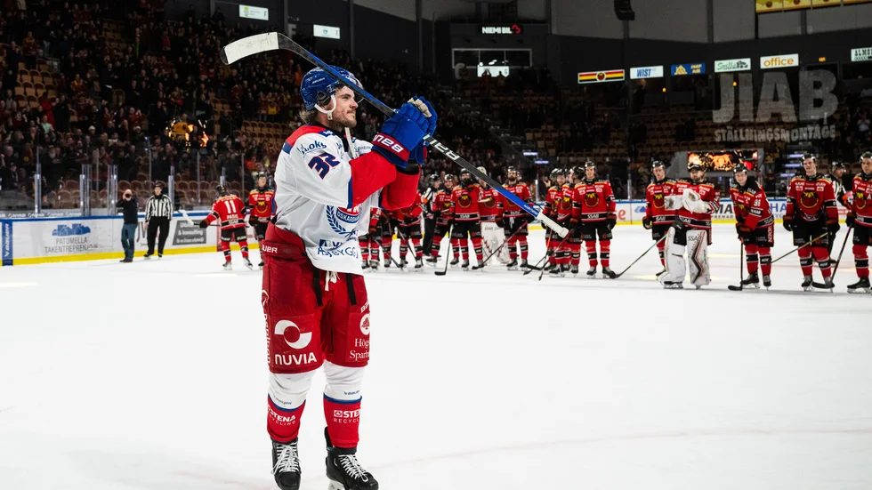 Oscar Engsund efter slutsignalen.