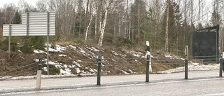 Vägarbete på vältrafikerad väg