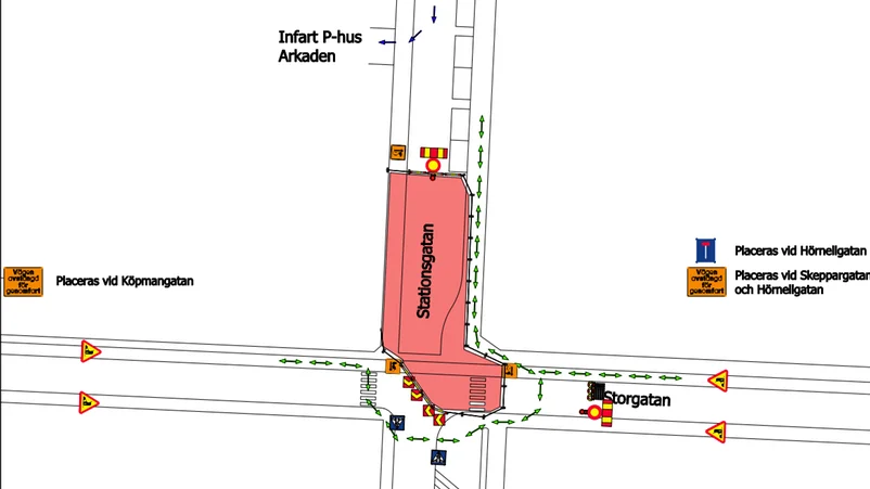 Den rödmarkerade delen av Stationsgatan stängs av. De gröna pilarna visar omledning för gångtrafik.