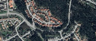 64-åring ny ägare till villa i Enköping – prislappen: 3 100 000 kronor