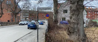 Efter grova misshandeln av pojke – nu är åtta unga män häktade 