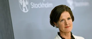 Kinberg Batra behåller lönen – i fem år