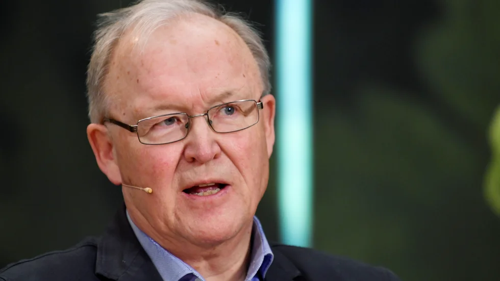 Den tidigare finans- och statsministern Göran Persson (S) tänker högt och tänkvärt om skatter. Svenskarna betalar in runt 2 500 miljarder kronor om året till det allmänna. För att värna förtroendet för alla skatter som verkligen behövs för välfärdsstatens drift är det viktigt, säger Persson, att se upp för skatter som är mer ideologiskt drivna än intäktsrika. 