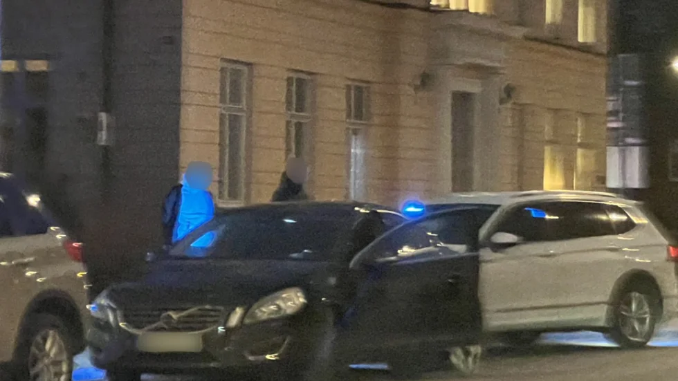 Polis stoppade ett fordon i centrala Eskilstuna.