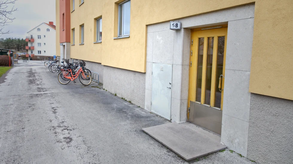 Region Gotland är i färd med att sälja en lägenhet på Signalgatan 5B i Visby. Bostaden har stått tom sedan 2018  – till en kostnad av cirka 50 000 kronor om året.