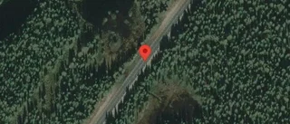 Stopp på väg 609 på grund av trafikolycka med en lastbil