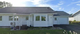 Nya ägare till 80-talshus i Motala – prislappen: 2 750 000 kronor