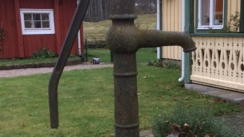 Det finns cirka 700 000 enskilda brunnar på landsbygden.