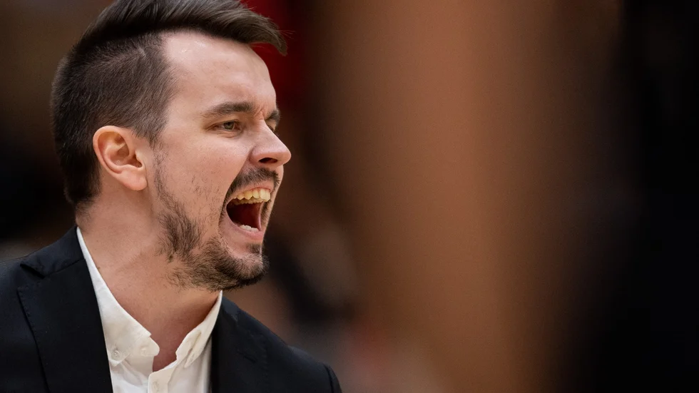Luleåtränaren Robin Sandberg var kritisk till hur laget inledde den andra finalmatchen mot Norrköping.