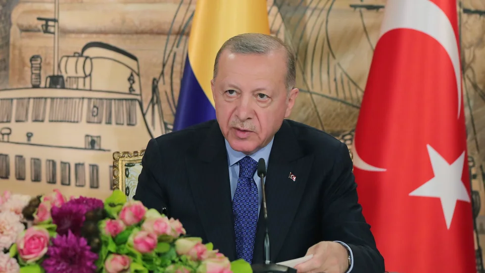 Turkiets president Recep Tayyip Erdogan under en presskonferens på fredagen.