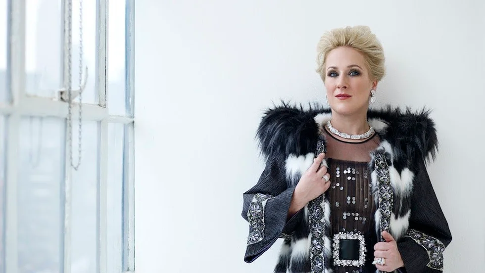 Diana Damrau framträder på alla de främsta scenerna i världen. Hon gör i december sin debut på Konserthuset i Stockholm. Pressbild.