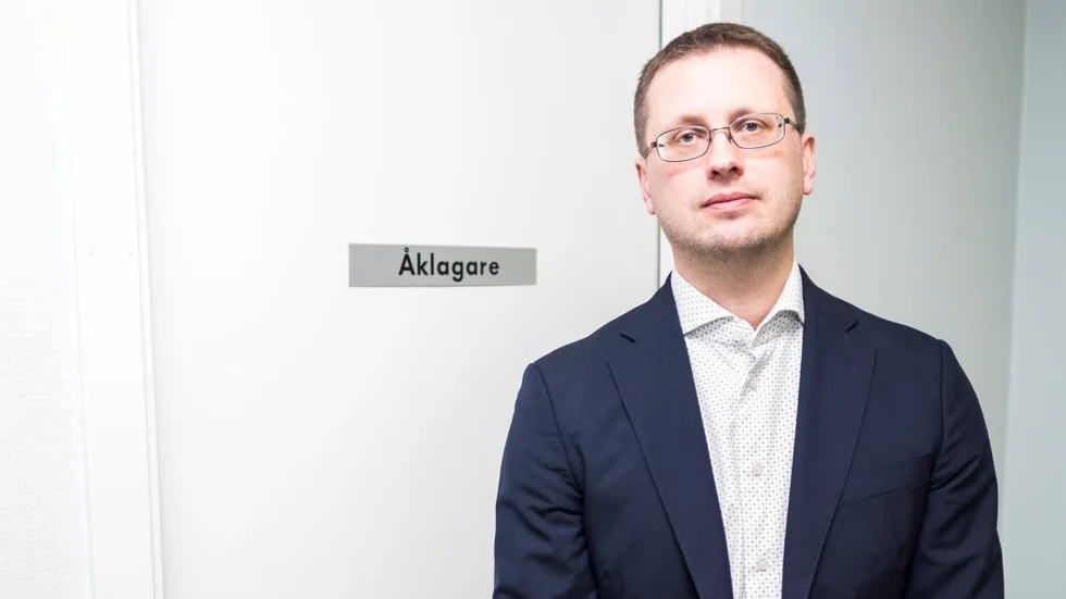 Omfattande. Kammaråklagare Rickard Finnberg beskriver brottet som omfattande.