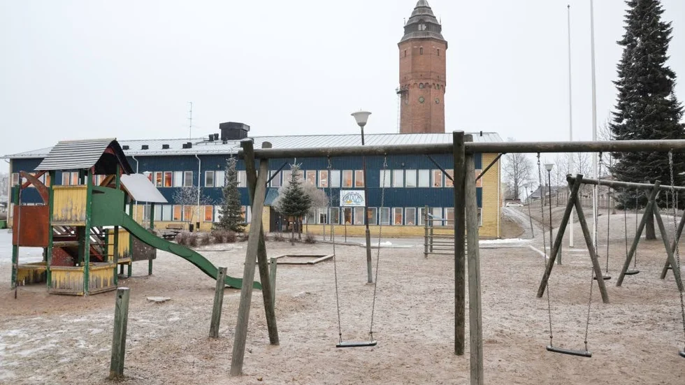 Språkskolan inför betyg från årskurs 4 i ny testverksamhet.
