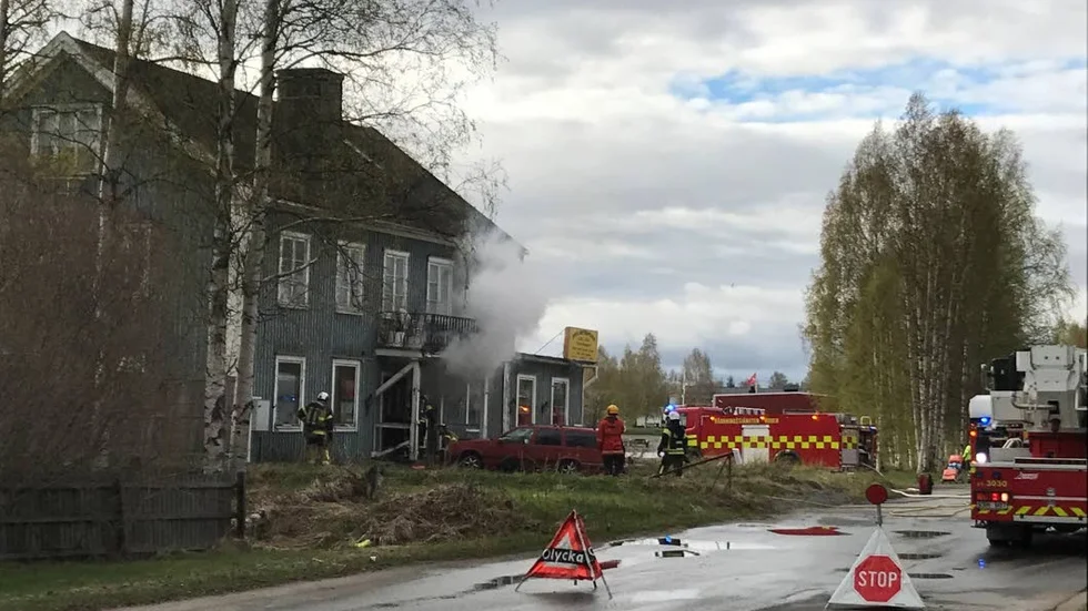 Brand. Rökutveckling i före detta Lasses taverna i Boden.
