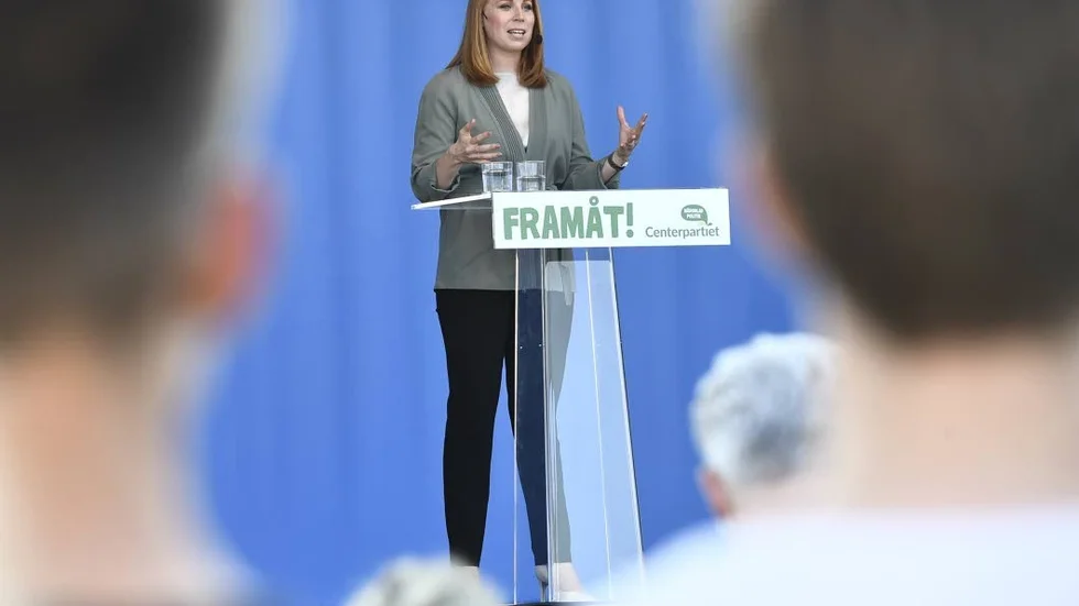 För ett parti som skyltar med framåt, känns Centerns syn på anställningstrygghet märkligt bakåtsträvande.