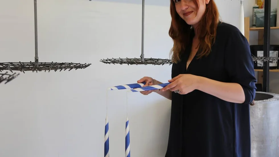 Tips. Jessica Johansson från Ljusmakeriet tipsar om hur du kan stöpa dina egna ljus. Foto: Kerstin Klint