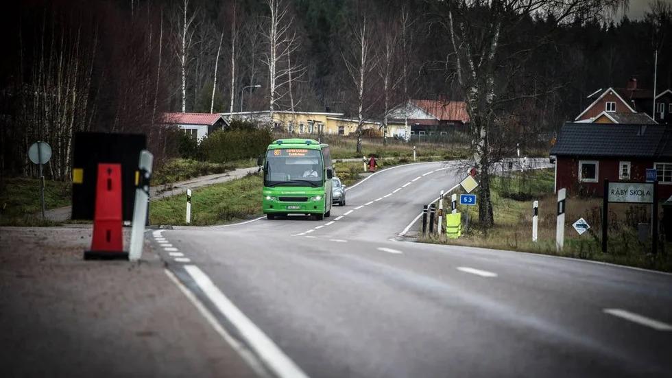 Bygg om 53:an, skriver Björn Olsson i Malmköping.