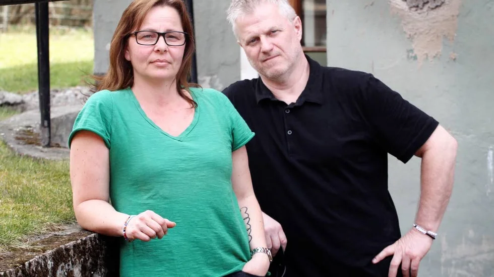 Karin Olsson och John Berglund förlorade sin son Albin 2017.