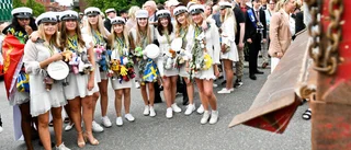 Studenten 2022 – blev äntligen ett traditionellt firande: ”I kväll blir det fest”