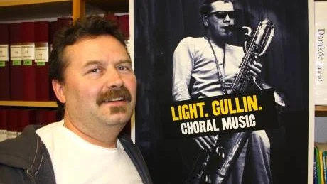 Örjan Klintberg reser till USA med nya körarrangemang baserade på gotländske musikern Lars Gullins alster.