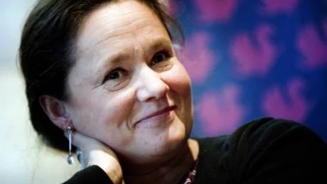 Pernilla August kommer till Fårö, liksom flera andra världsnamn inom filmen.