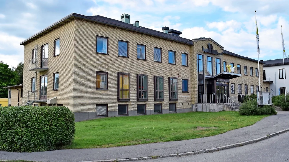 Västerbottensteatern får 1,2 miljoner per år till Nordiskt berättarcentrum. 