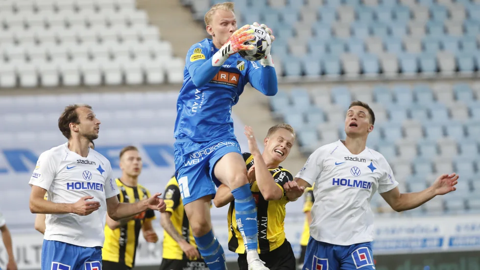 Målvakten Pontus Dahlberg storspelade i Häckens bortaseger mot IFK Norrköping.