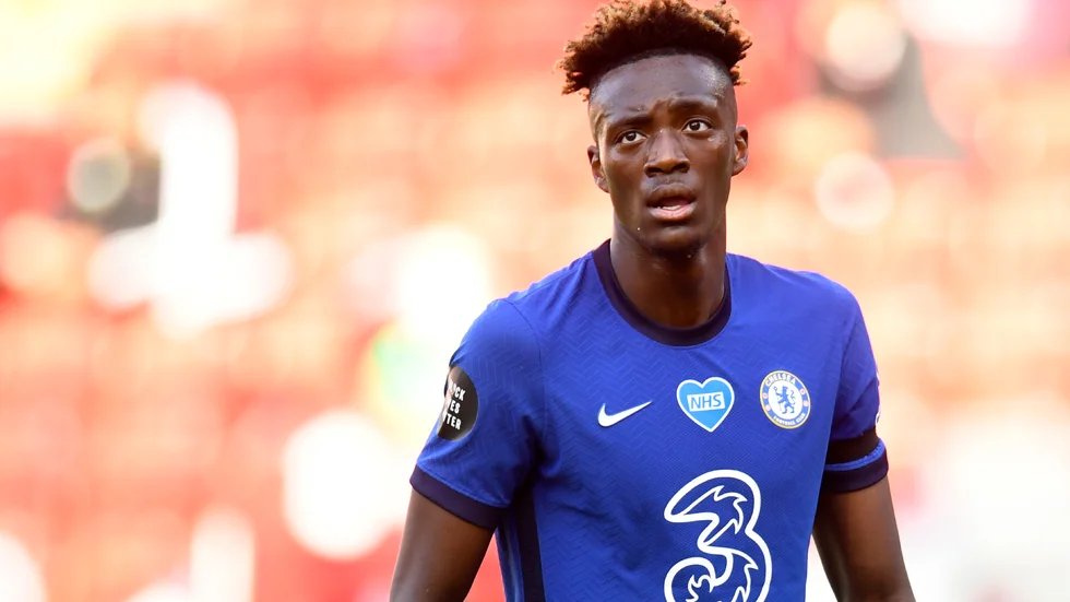 Chelseas skyttekung Tammy Abraham ska vara en av spelarna som sitter i karantän. Arkivbild.