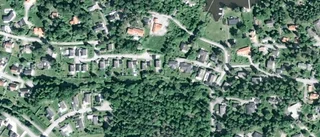 Nya ägare till 70-talshus i Kvicksund - prislappen: 3 750 000 kronor