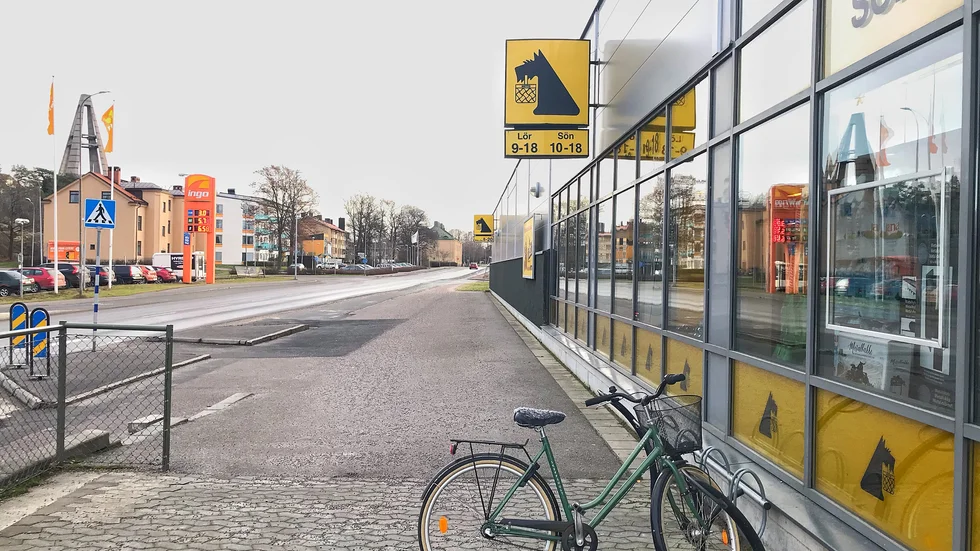 Mataffären på Torggatan strax innan Nettoskylten togs ner för gott. Nu kan den nya Coop-affären få en ny driftsform.