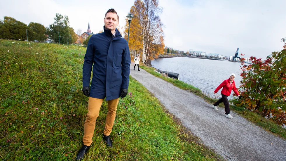 "Efterfrågan börjar stiga, jag tror tajmingen är bra om projektet kommer ut det närmaste halvåret" säger Mattias Lundström, vd HSB Norr om projektet på Kronandalens första etapp.