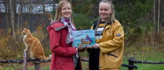 Systrarna skrev barnbok   om resa längs Torneälven