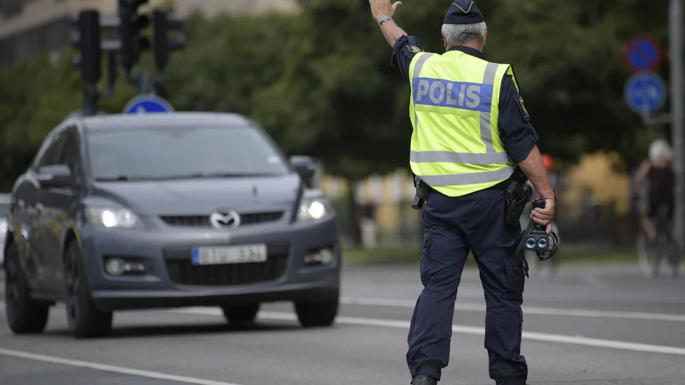 Polispatrullerna kommer att stå och mäta hastigheten när de får tillfällen till det.