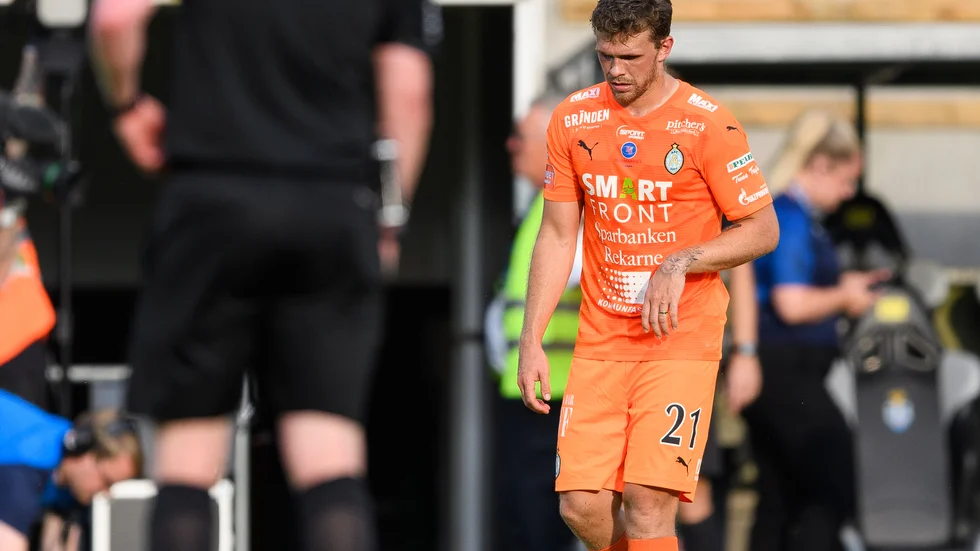 Det blev en tuff lördag för Jesper Manns och hans AFC. 