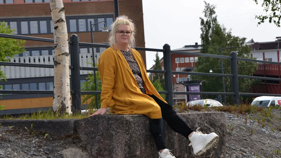 Elina säger att hon hela tiden vill ta sig an större projekt och växa.